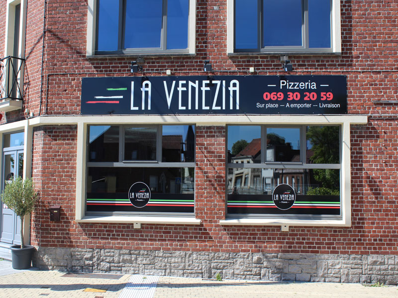 02_Accueil_La-Venezia_pizzeria_livraison_pizza_pates_restaurant_Tournai_Hollain