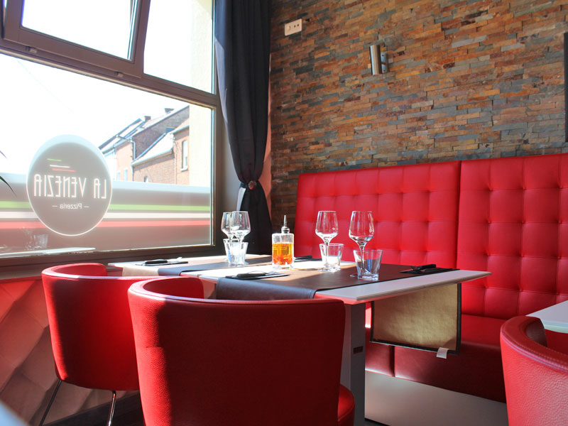 08_Accueil_La-Venezia_pizzeria_livraison_pizza_pates_restaurant_Tournai_Hollain