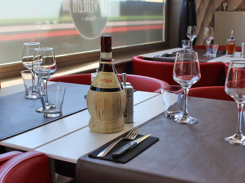 12_Accueil_La-Venezia_pizzeria_livraison_pizza_pates_restaurant_Tournai_Hollain